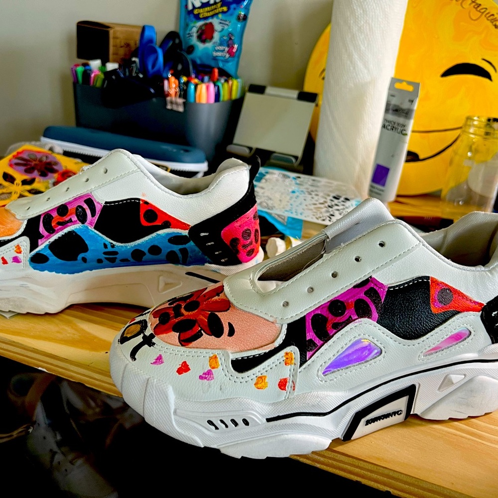 Handpainted tennis shoes. Sz 8.5